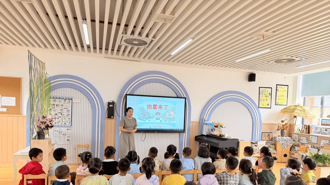 澧县襄阳幼儿园开展防灾减灾宣传周系列活动