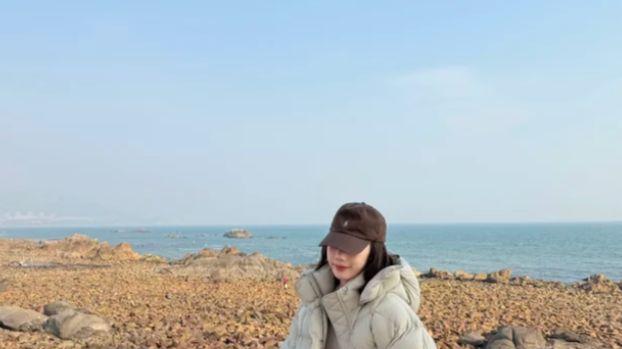 早春同色系穿搭，颜色怎么选才高级