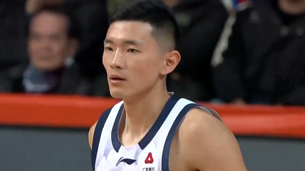 四连胜！山东男篮第四节12比0逆转，本土核心两双爆发，外援22分