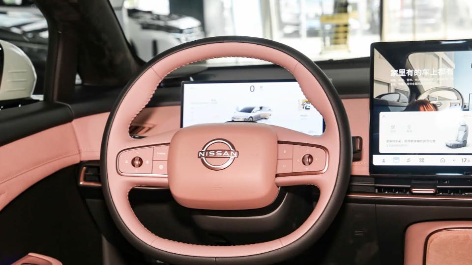 五款配置怎么选？日产N7有颜值有实力，我看次低配就不错