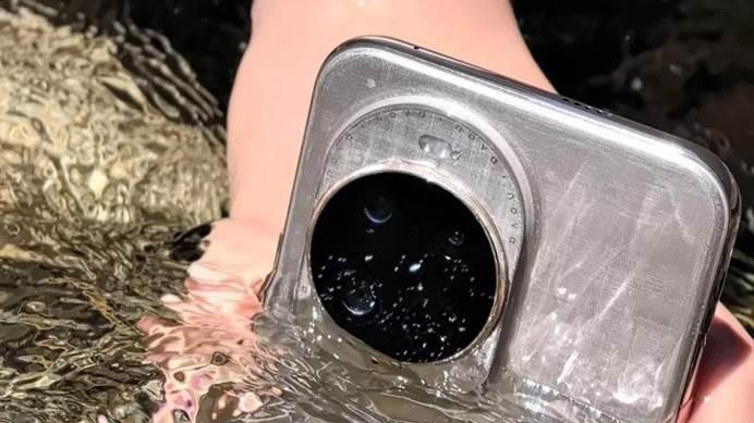 中端机“天花板”？华为nova 14 Ultra“卷”出新高度！