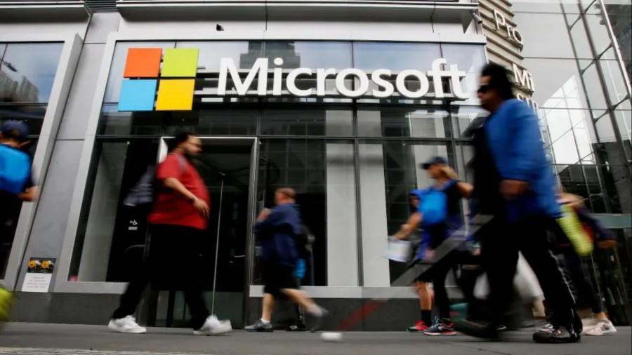 传微软启动2026年首轮大规模裁员：波及万余人，AI战略成核心调整逻辑