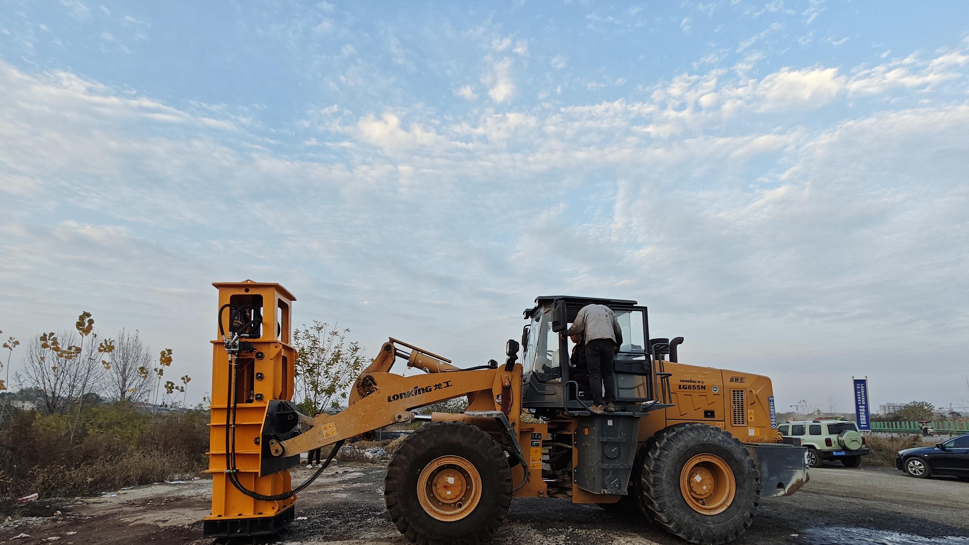 装载机打夯锤：液压高频夯实，根治边角沉降