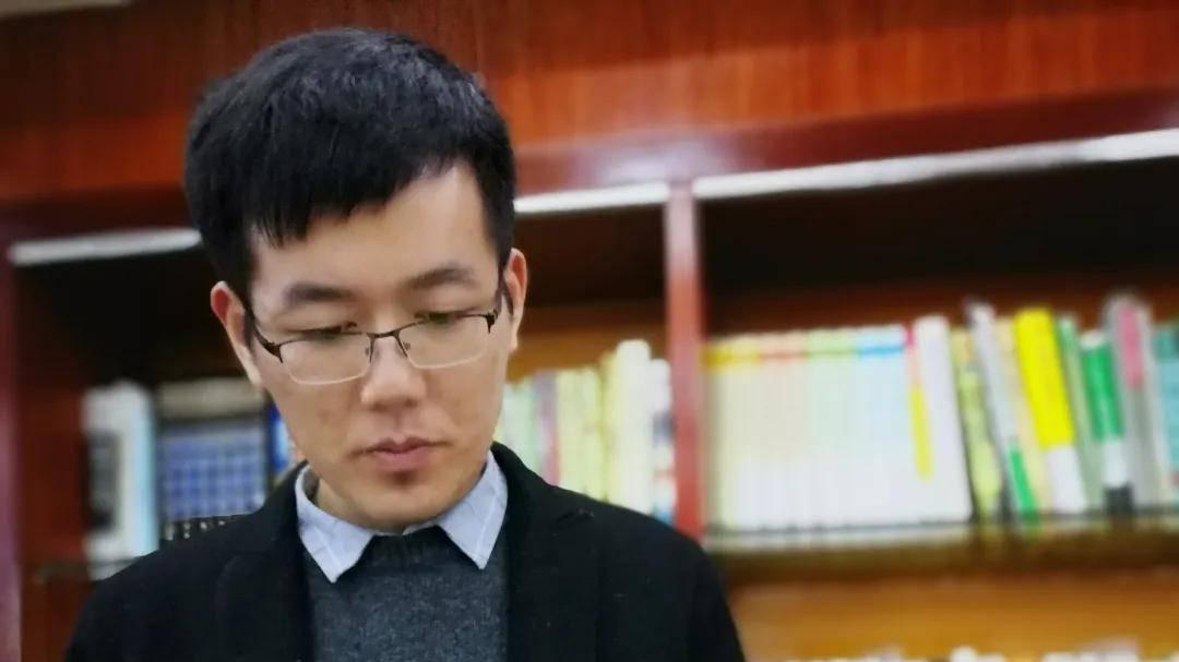 王楼感谢朱鹏源总编辑聘任：以信任为纽带，共赴时代新征程