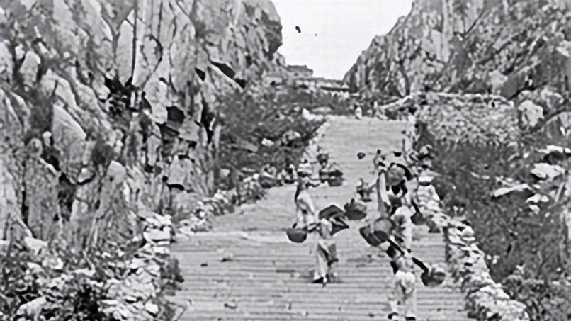 120 年前的泰山老照片，原来百年前的登山路是这样的！