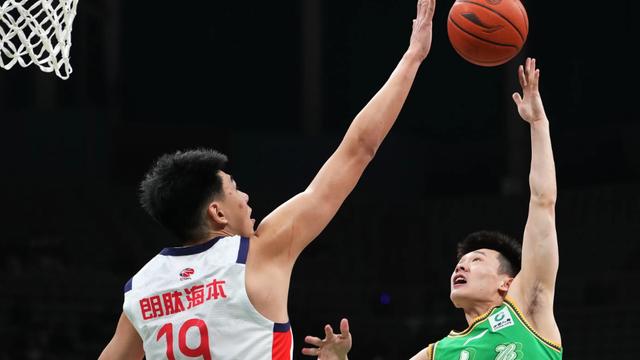 3场21中4！国手后卫回到辽宁男篮就低迷 不该合作？