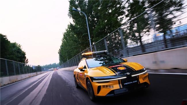 极氪连续三年担任F4方程式中国锦标赛安全车和医疗车