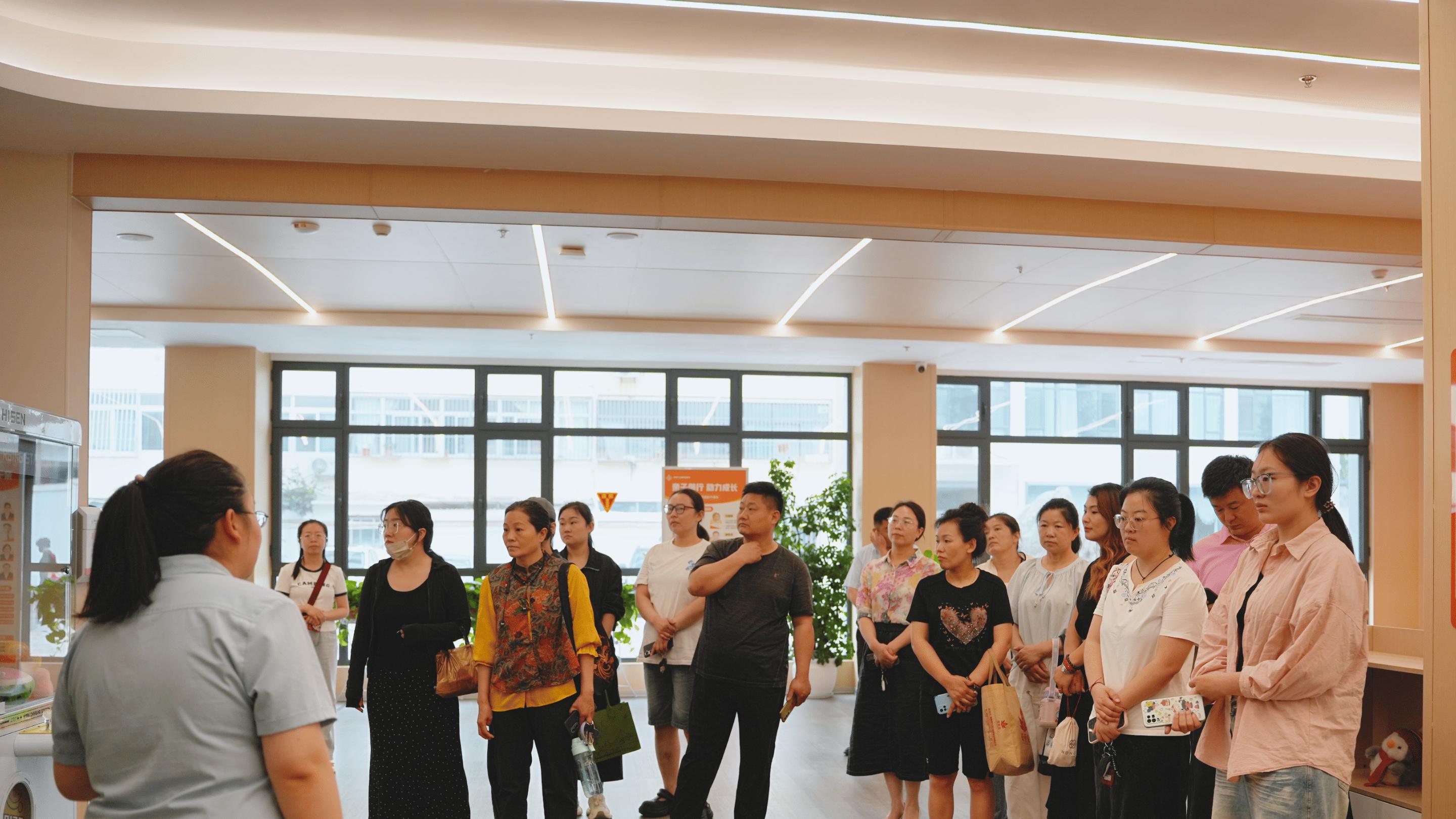 智善儿童康复医院联合霍家街小学开展爱眼与心理健康主题研学活动