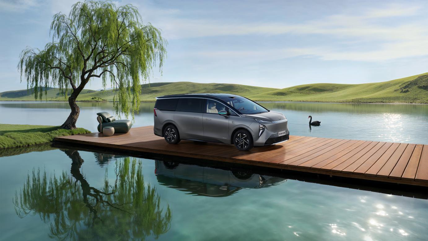 “别墅级新能源旗舰MPV”至境世家纯电版上市，售价48.99万元