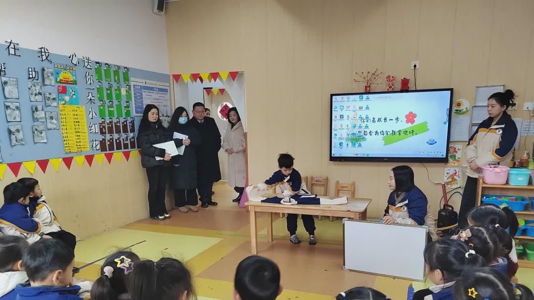 以检促优 聚力前行 羊山新区哈敦幼儿园迎接集团年检工作