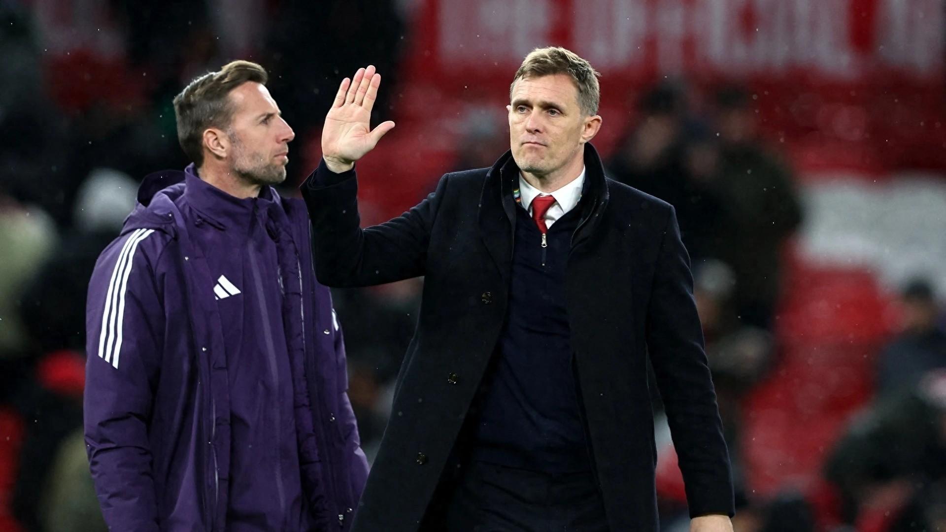 曼联遭重创：足总杯主场1-2输球，本赛季所有杯赛都已提前出局