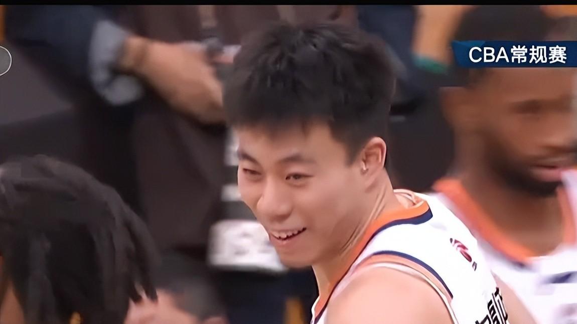 辽篮大比分输上海，赛后看看各界媒体专家怎么说，张镇麟防守真好