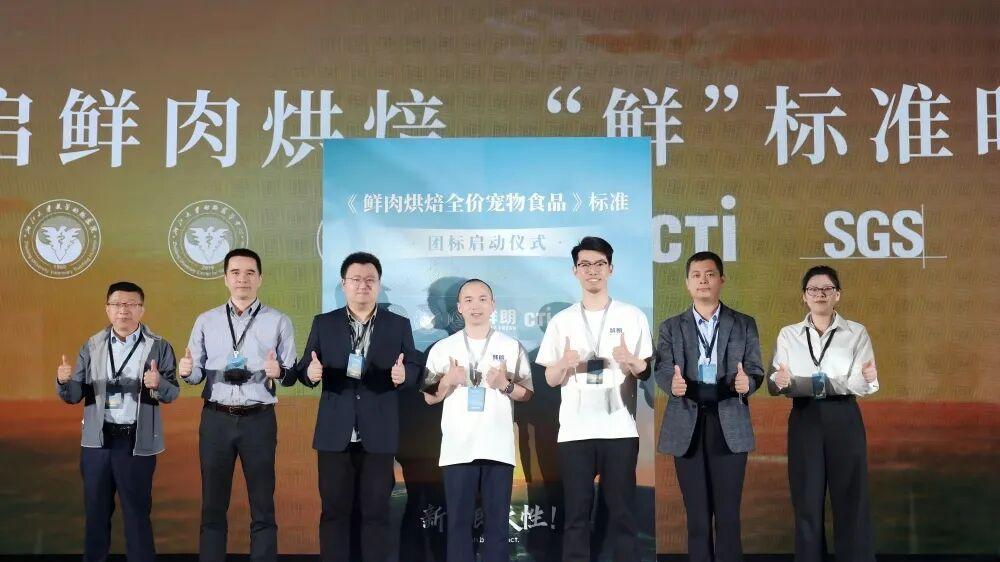 一个“反效率”的领导者？——鲜朗五年烘焙粮销冠背后的行业启示