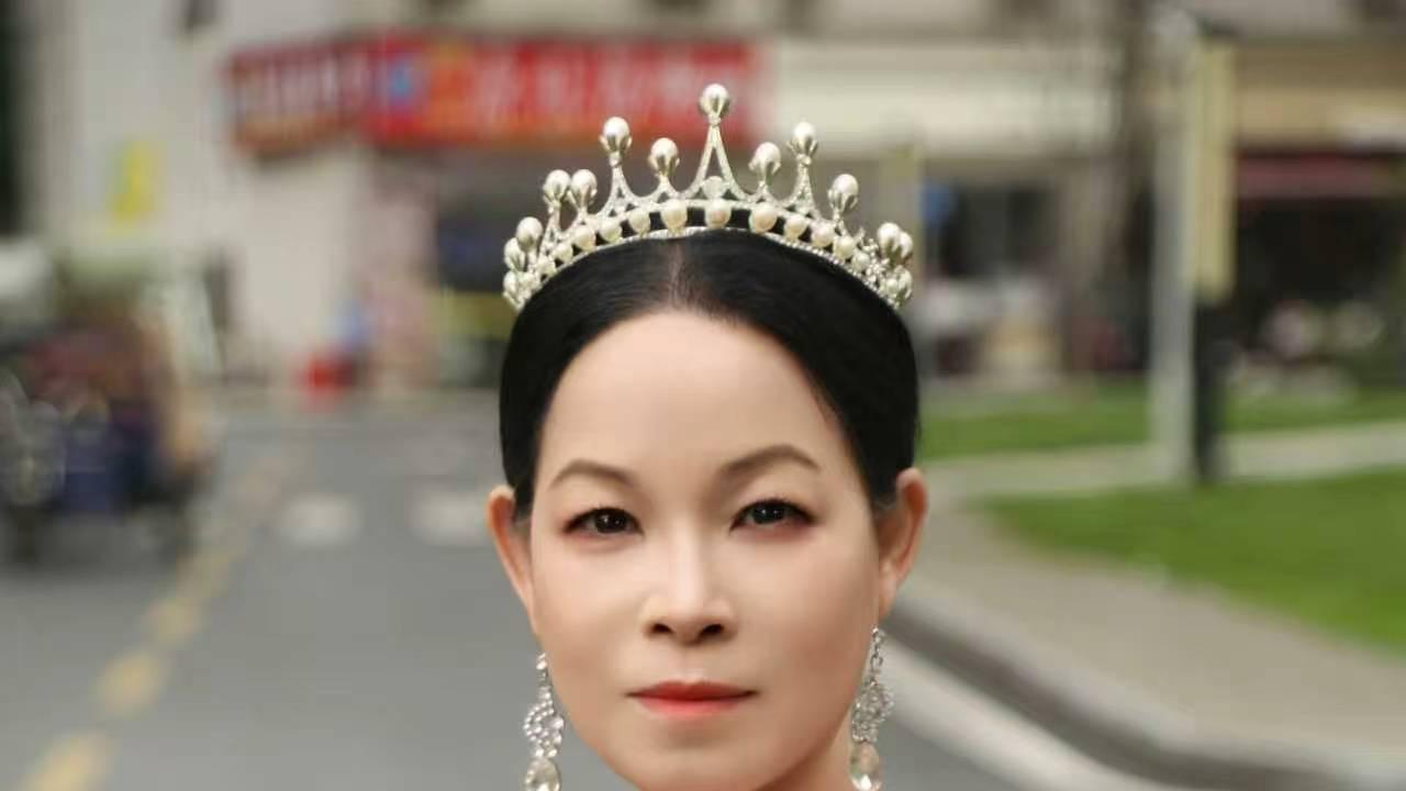 燕燕：五十五岁，她活成了自己最想要的模样