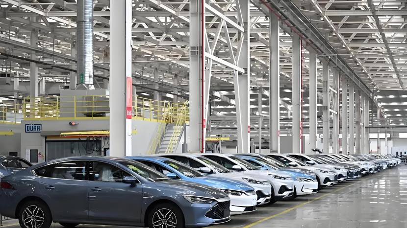 2025胡润汽车品牌榜发布：比亚迪凭什么能拿4连冠？