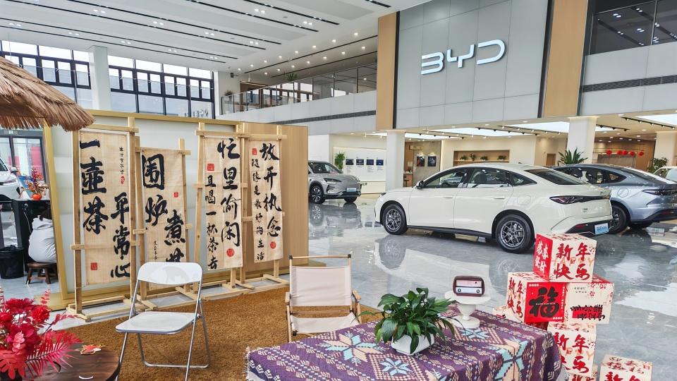 陪朋友去了一趟比亚迪海洋网，血糖都给我干高了