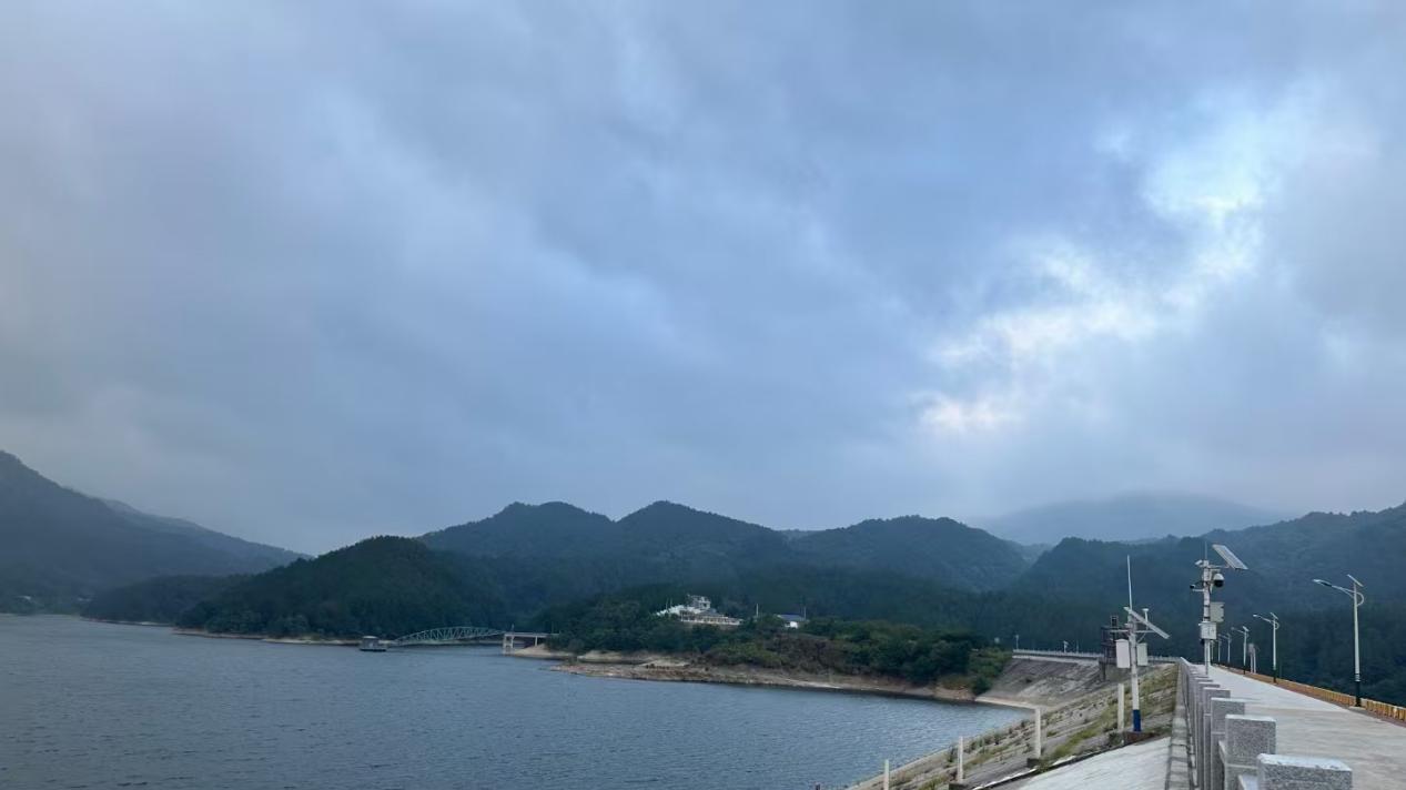 水文自动测报系统硬件构成与工程应用