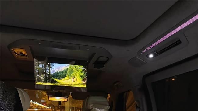 极氪009这张椅子，同行抄了两年还没超越！