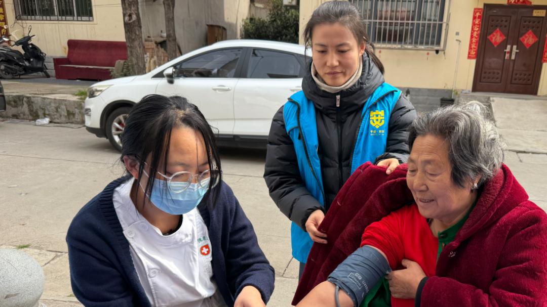 社区新鲜事  暖心又欢乐