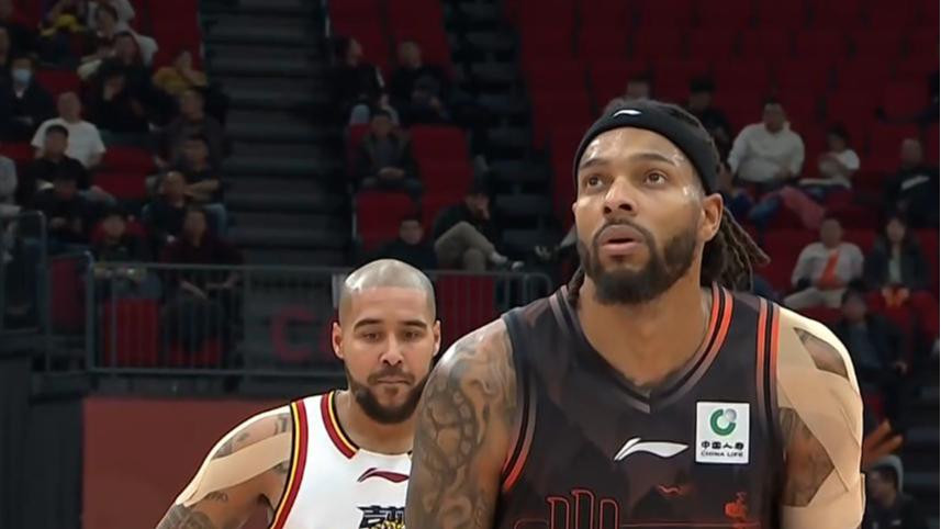 邱彪放弃吉伦沃特是个错误，山东高速男篮外援方面毫无建树