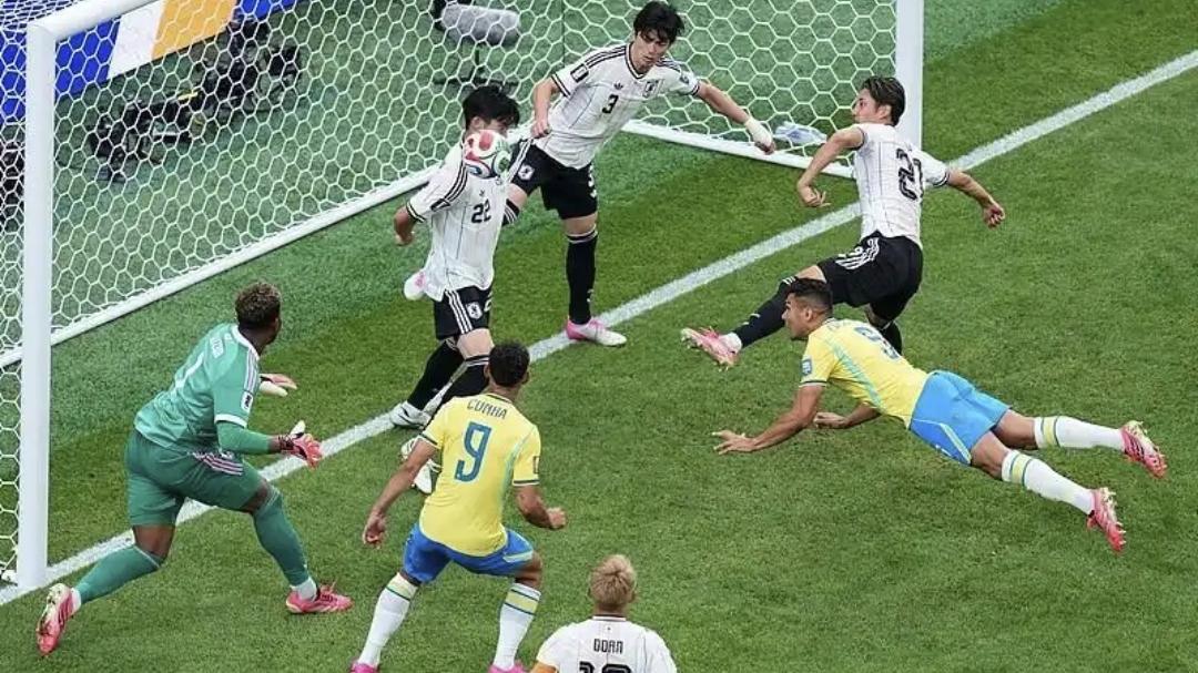 日本夺世界杯冠军梦碎了！面对最弱的巴西差距也无限大！