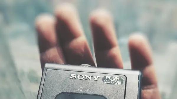 28年老电池竟能重现光辉岁月，令人感慨不已！