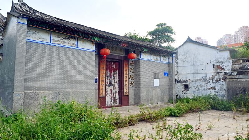 穿越旧改围栏的寻幽之旅——记南门墩刘氏宗祠