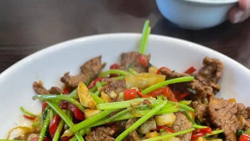 吕文扬是特色湘菜演说家