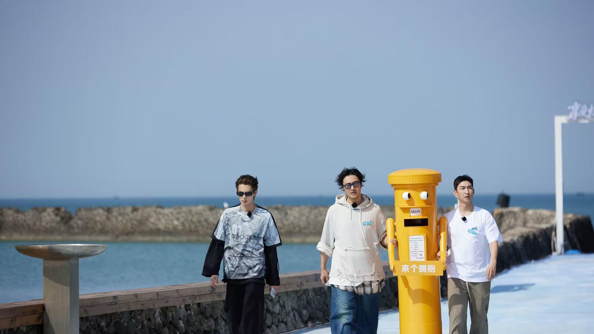 亲爱的客栈首届摄影大赛神图出炉王传君武大靖王鹤棣“三傻”合体