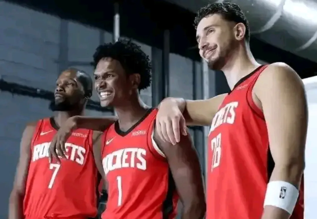 申经是除了杜兰特，火箭唯一能稳定抗产量的，没有申京还是很难受