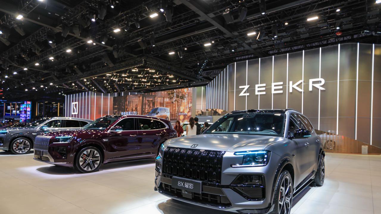 明星企业家北京车展扎堆打卡极氪展台