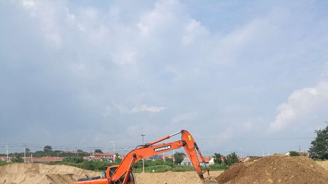 调查｜山东海阳一村主任“治河”疑云：2万方无证采砂背后的百万巨款失踪案