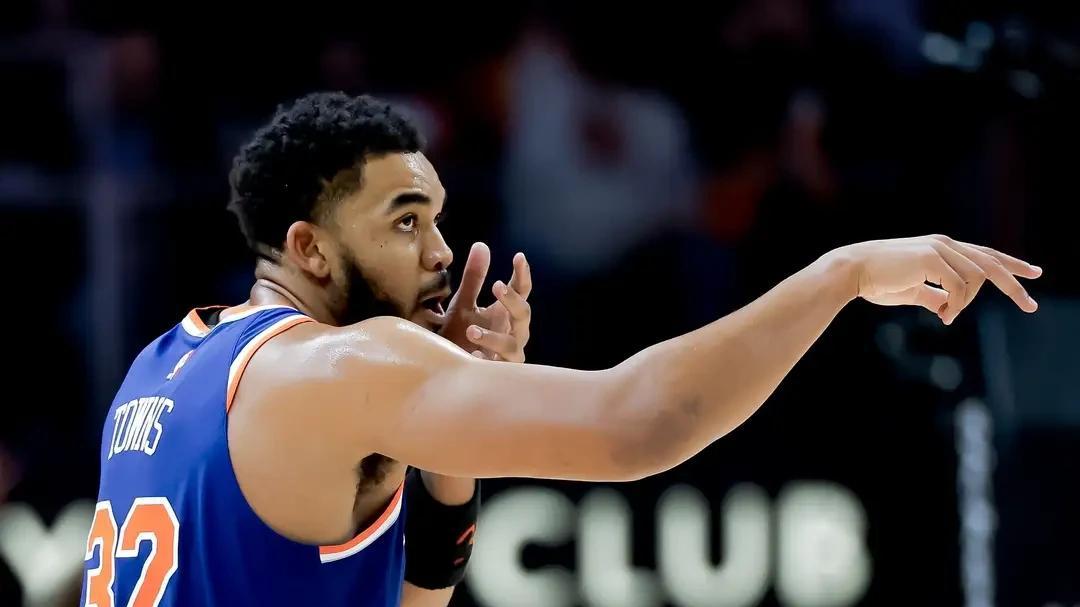 尼克斯127-98雄鹿，布伦森砍27+7+3，阿奴诺比24+3+3+2