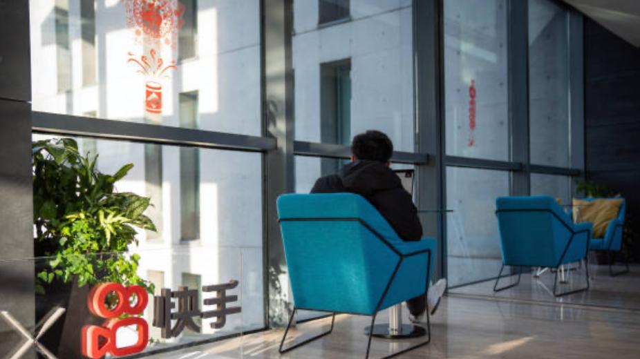 可灵融资200亿后，程一笑给盖坤“让座”
