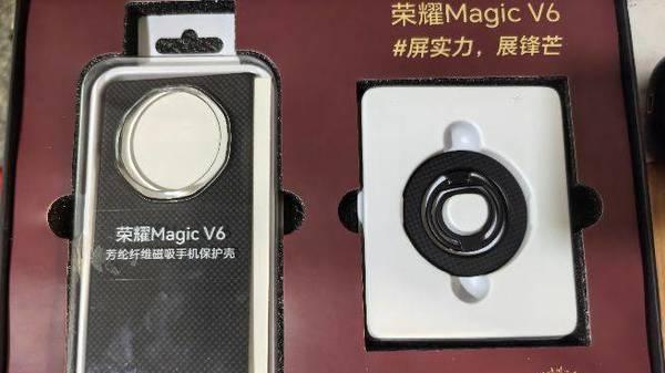 轻薄折叠 | 续航大满贯 | 荣耀Magic V6评测