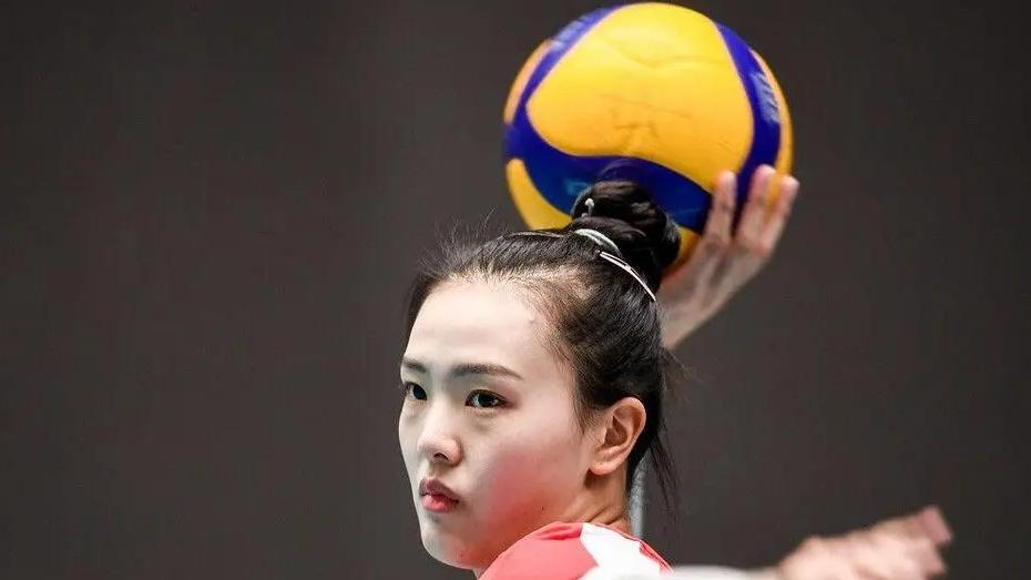 盘点中国女排3位发球极好的攻手：张常宁不是第三，汪慧敏排第二