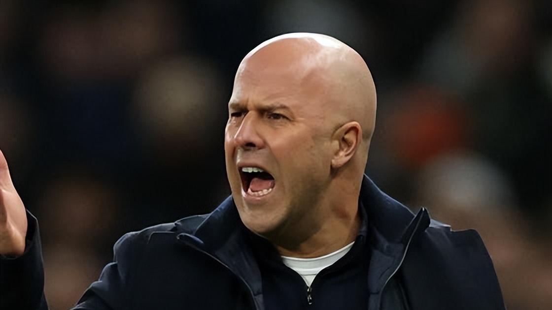 利兹联安菲尔德逼平利物浦，向曼联宣战：豪门们，我们回来了！