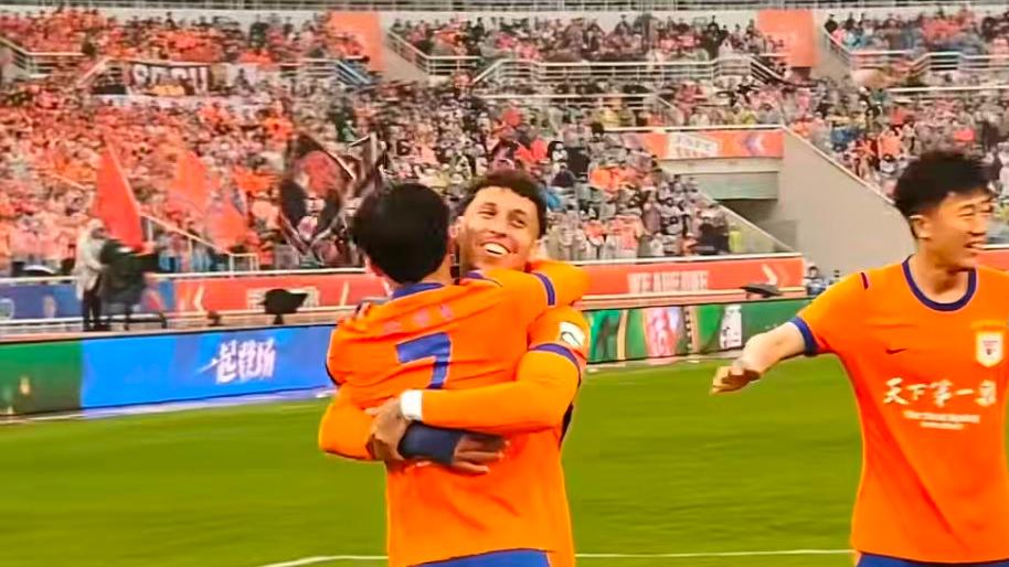 泰山VS玉昆：泰山是送分队！滇媒：我们有卧底，早就把泰山摸透了