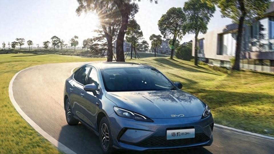 纯电续航达210Km！2026款海豹双车DM-i 长续航版重磅加推