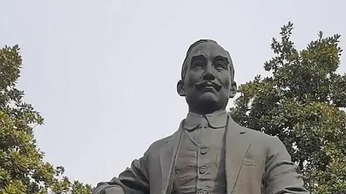 你知道孙中山为何能被尊称为“国父”吗？