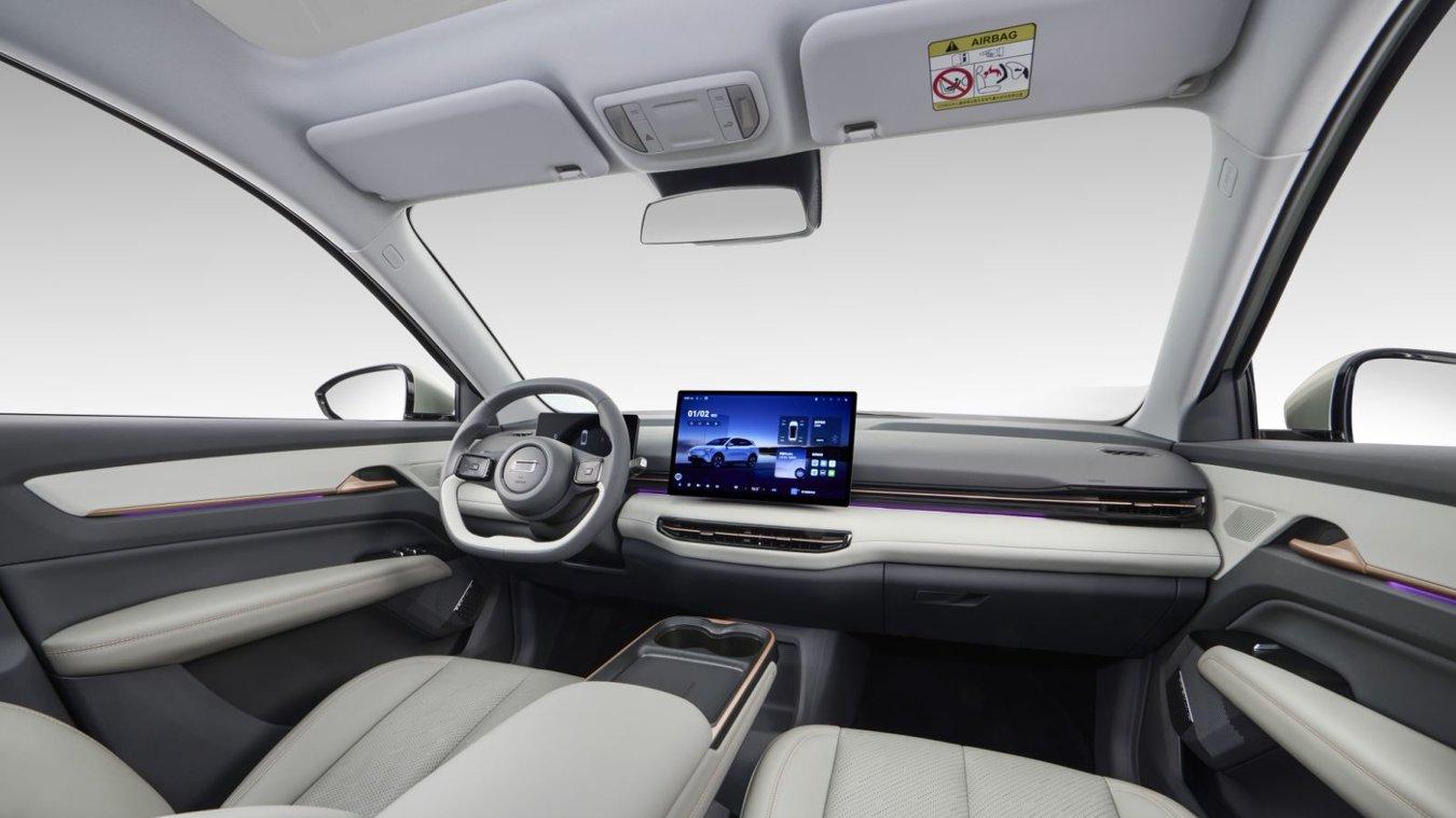 10.99万闭眼冲！奔腾悦意03新版实测，家用纯电SUV性价比之王