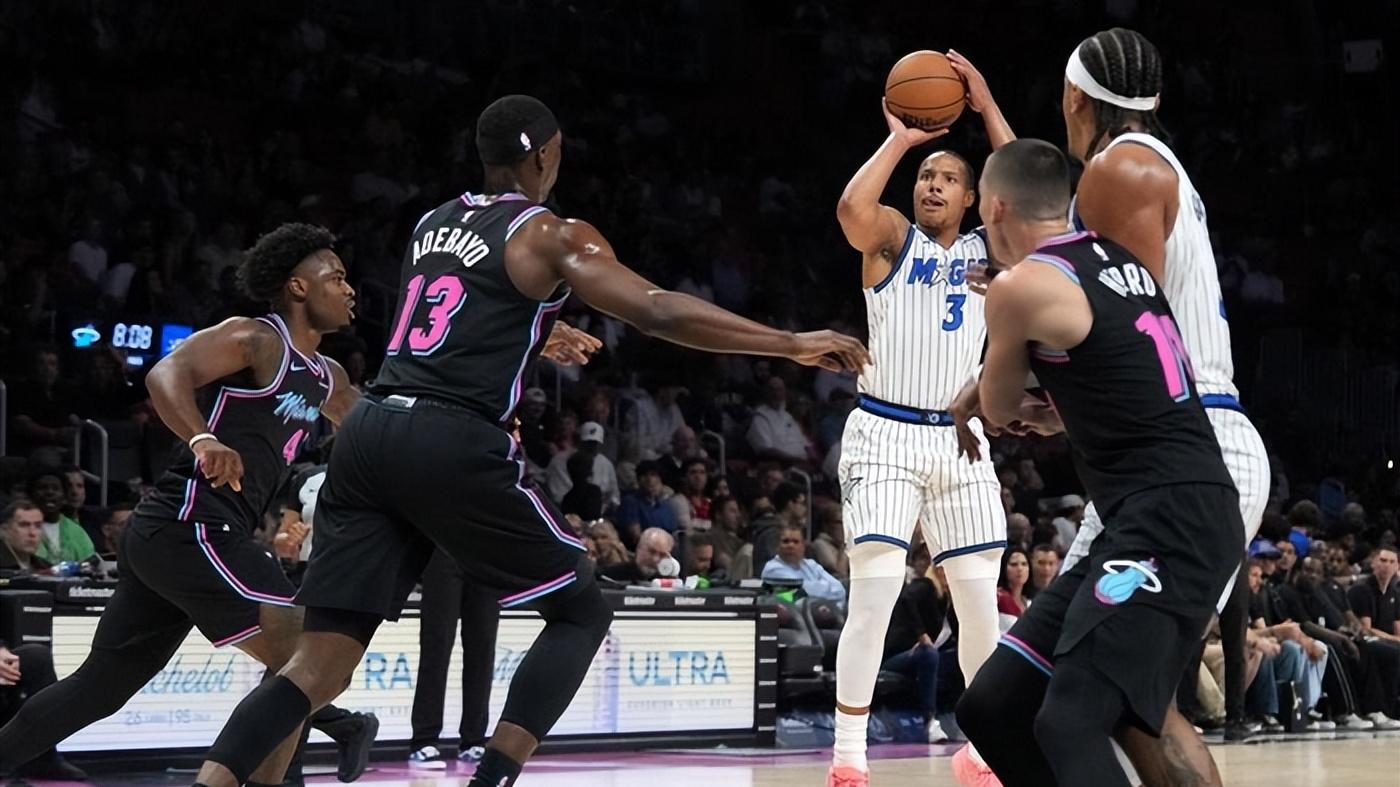 拒绝22分大逆转！魔术险胜热火豪取7连胜 班凯罗27+8+7贝恩21分