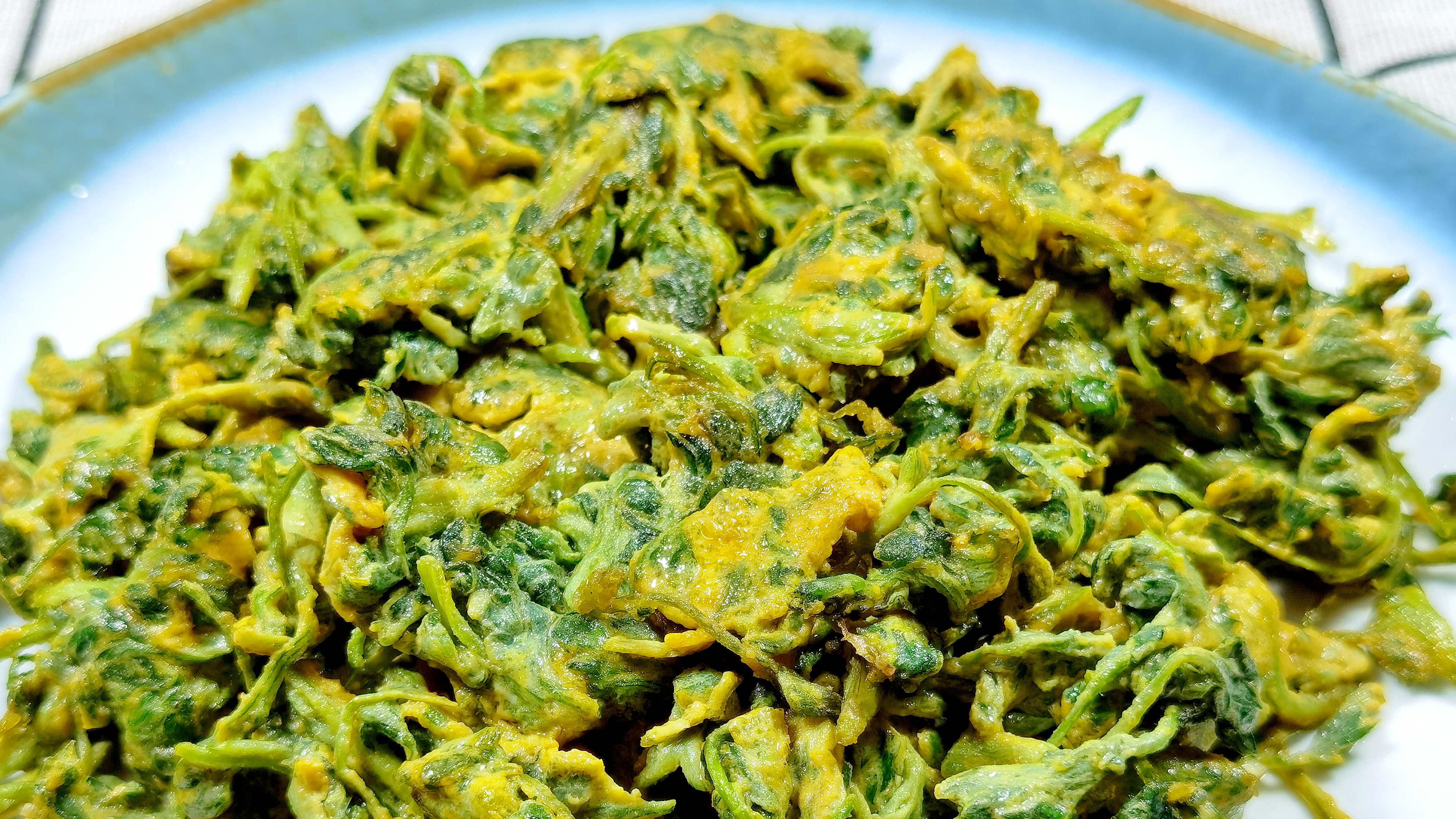 老人说：“春天吃一草，百岁不显老”，鲜嫩营养，全身是宝，3月农村到处是，不懂吃真可惜！