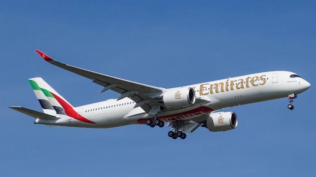 你印象中暴富的迪拜酋长国，靠的不是石油，是位置