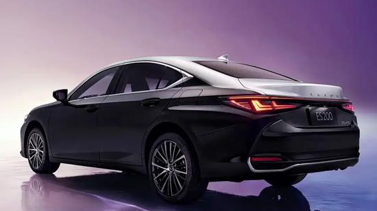 雷克萨斯ES双色特别版上市 售30.79万元起