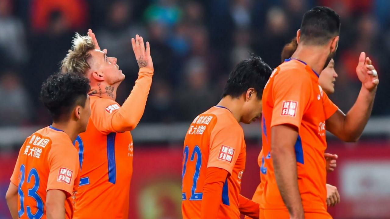 一场失误后的三个字，让整个河南足球为之动容