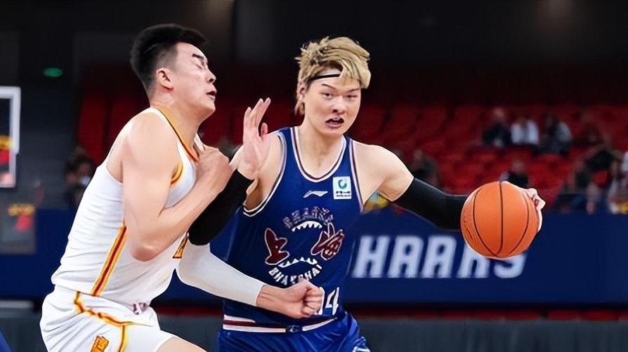 深圳爆冷胜上海，郑永刚赛后道出的秘诀，北控辽篮应该好好学学