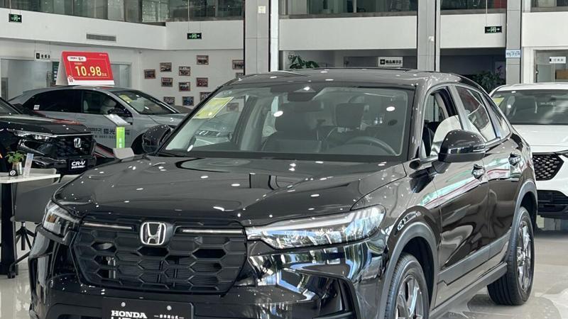 本田新车被4S店员工被撞损，车主想要退换车竟遭拒绝？