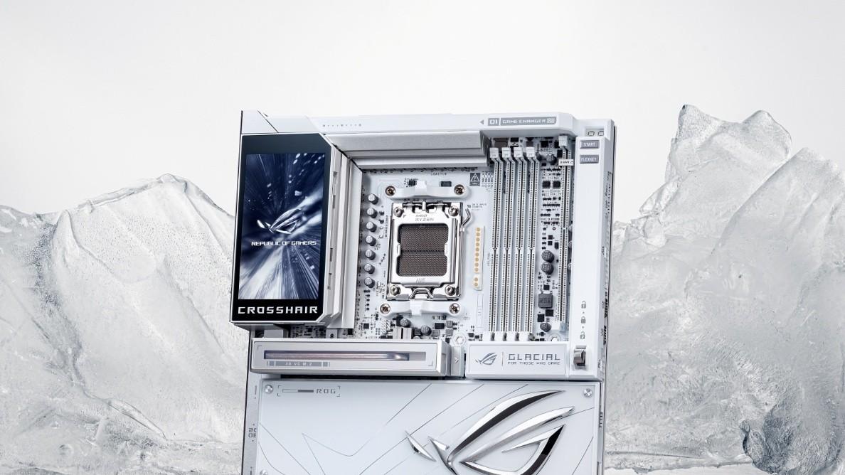 华硕全新AMD 800系列主板亮相CES 2026