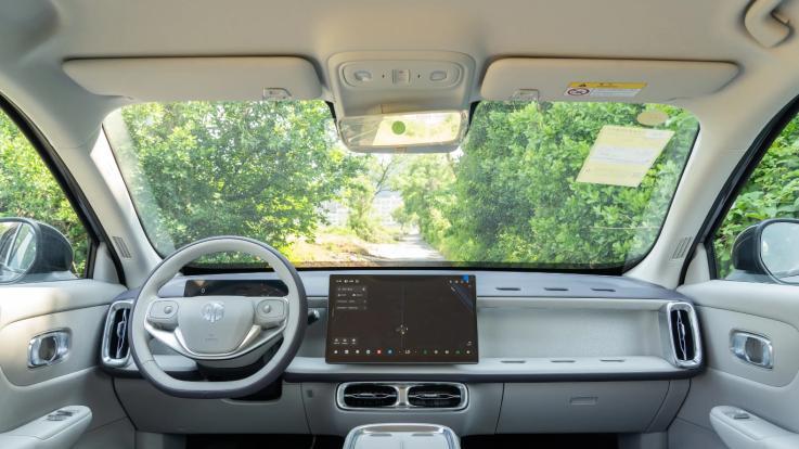 经济务实之选，零跑B10选购指南，预算不多入门款就够了